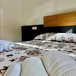 Le Gemme Luxury Apartment